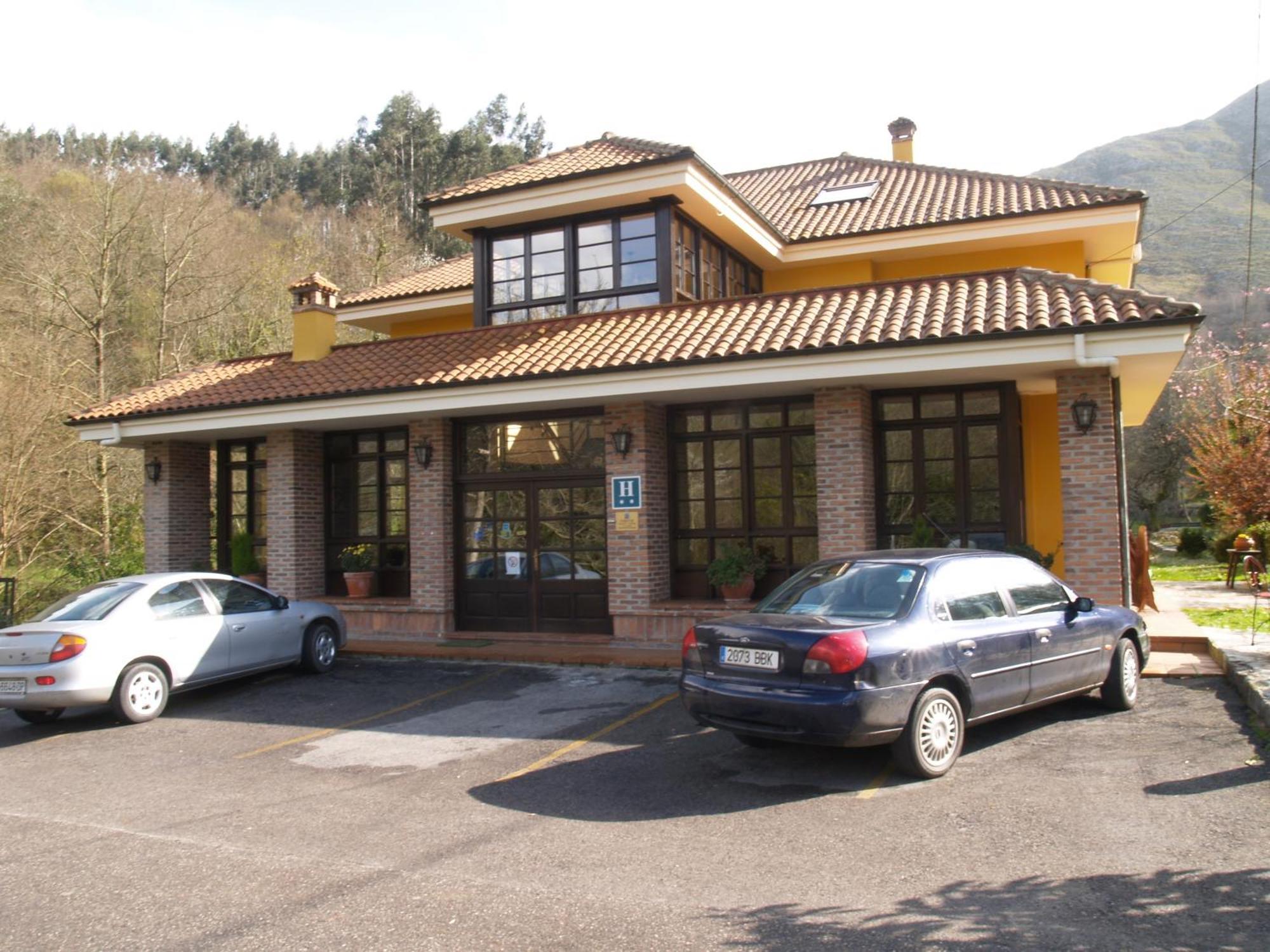 Hotel Benzua Villanueva de Ardisana Dış mekan fotoğraf